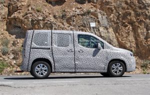 В Сеть выложили первое фото нового Peugeot Partner Peugeot от PSA